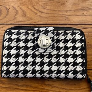 Houndstooth Vera Bradley Wallet